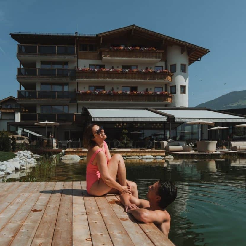 Bio-Schwimmteich im Hotel Held