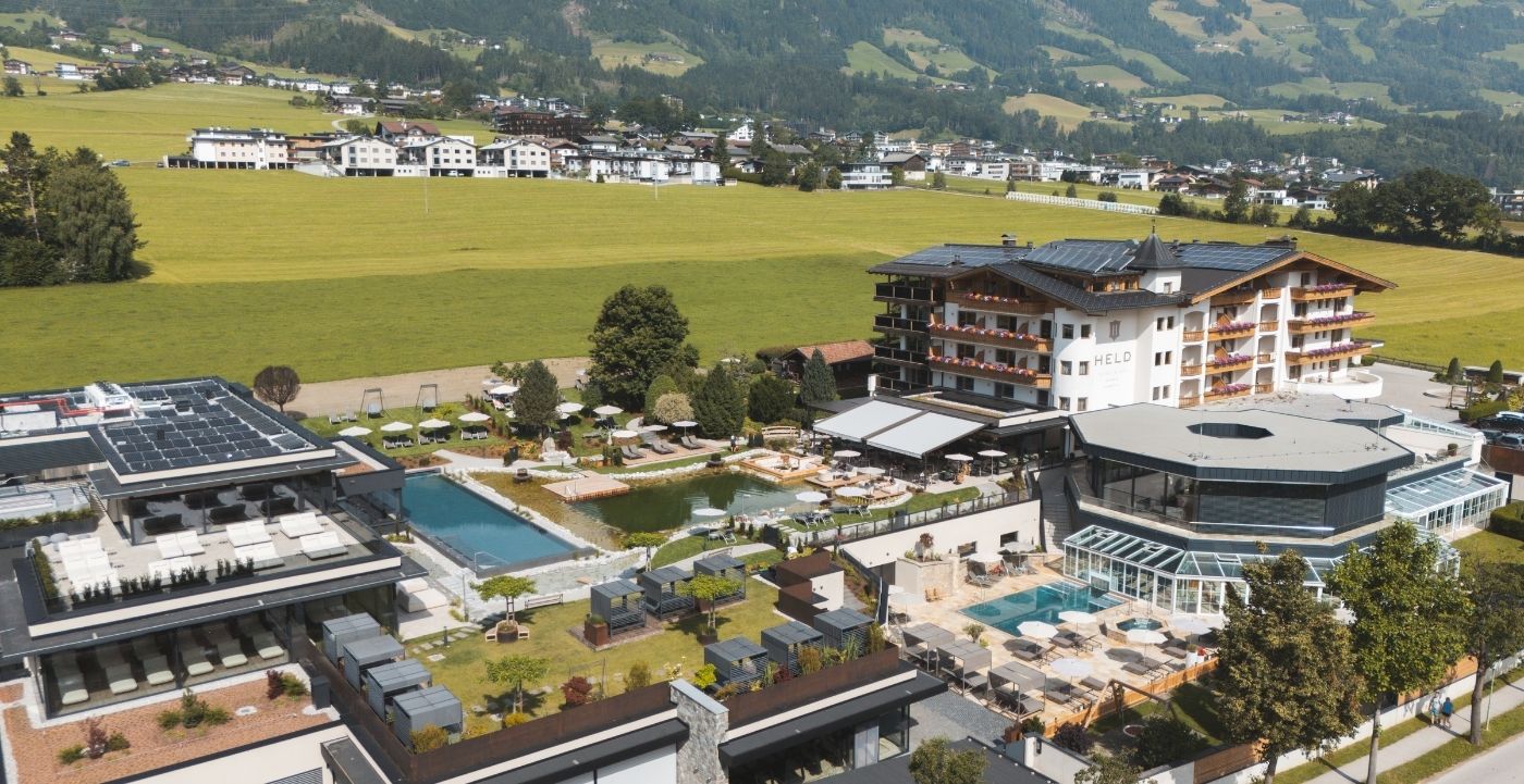 Sommer Panorama Aufnahme Hotel Held